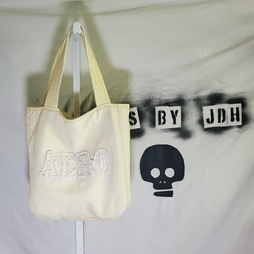 Aeropostale cotton light yellow 'AERO' tote bag